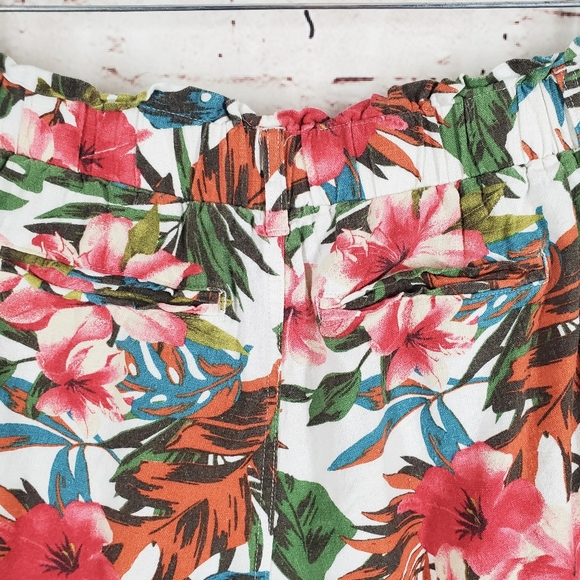Floral Shorts Linen Blend - Picture 5 of 9